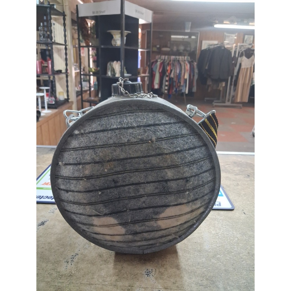 Vintage Mirro - Alumim 4 Quart galvanized water canteen hiking camping wool